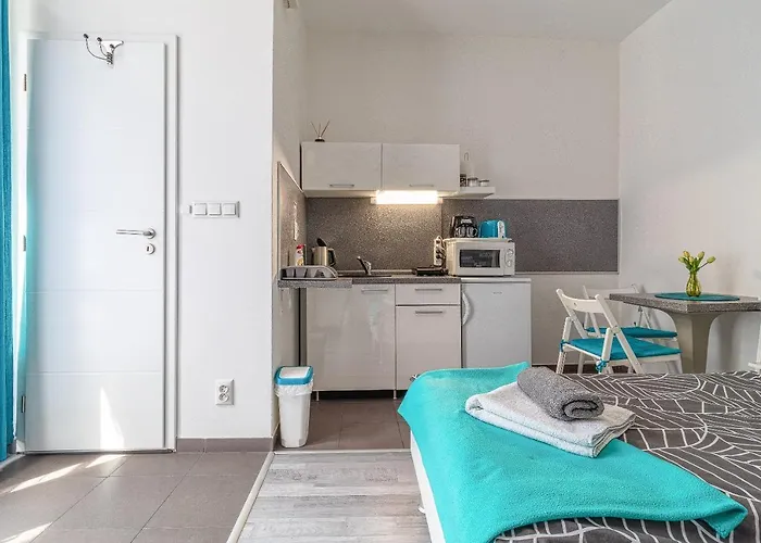 -jonashouse Near The Center With A Balcony Bratislava